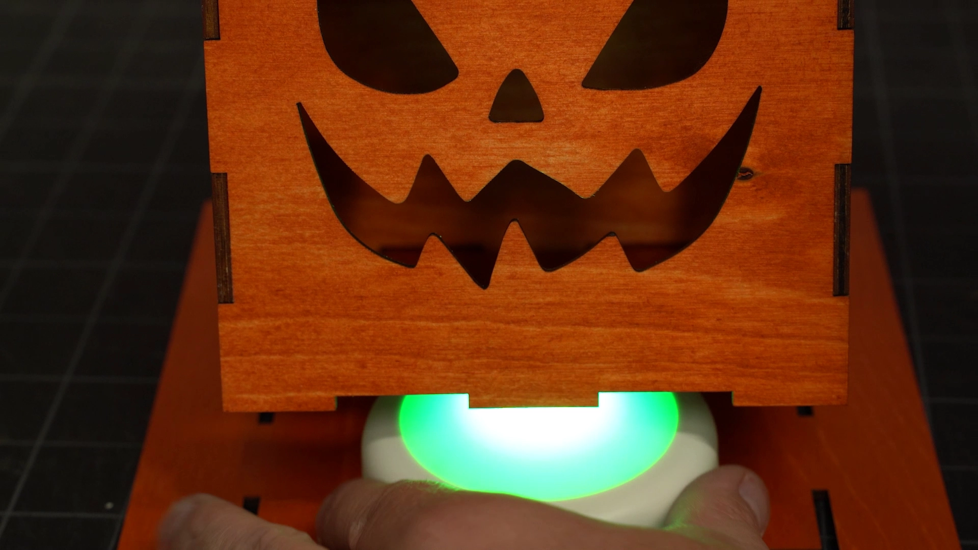 pumpkin box puck light on