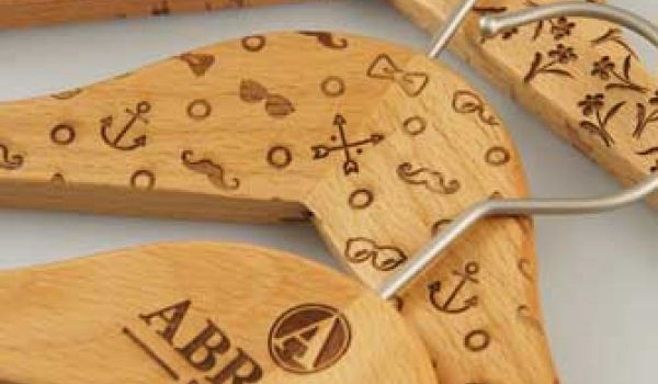 laser engraving wooden clothes hanger