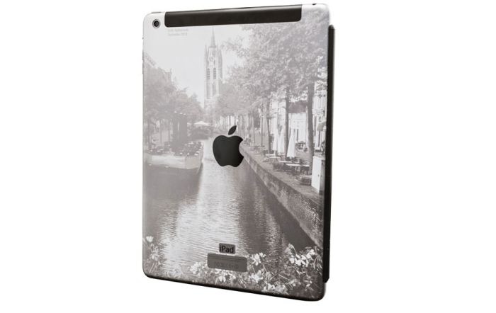 Apple iPad Air lasergraverad med estetisk graverad semesterbild på Delft 